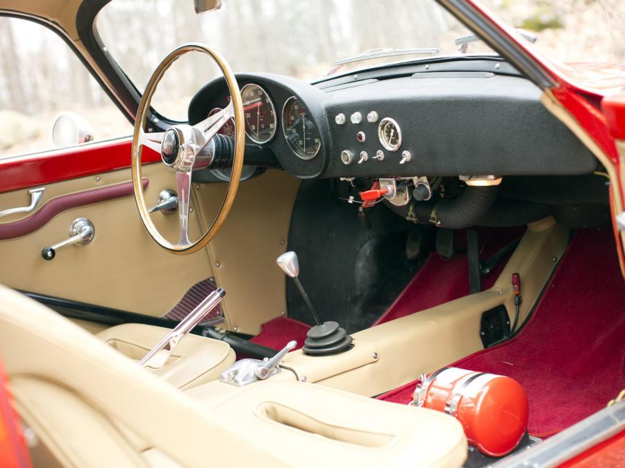 Интерьер Fiat Abarth 750 Record Monza 1958 года  (фото 7 из 11)
